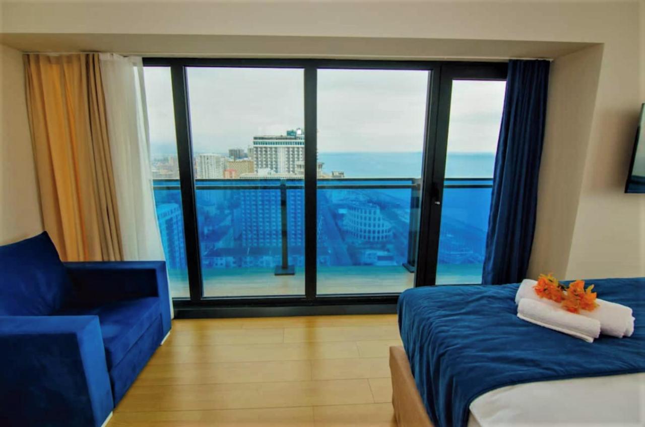 Sea Side Aparthotel In Orbi Complex Batumi Esterno foto