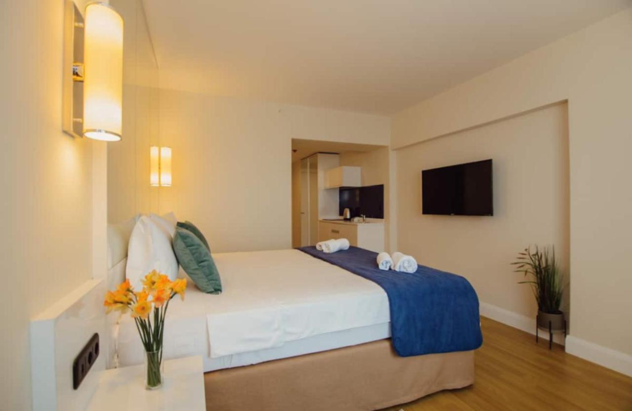 Sea Side Aparthotel In Orbi Complex Batumi Esterno foto
